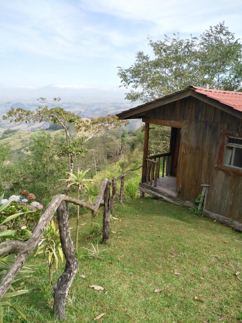 Cabanas Don Camilo Albergue De Montana Cabecera de Canas Exterior foto