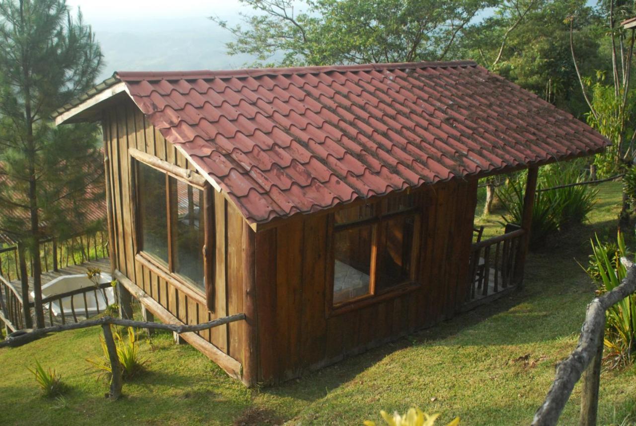 Cabanas Don Camilo Albergue De Montana Cabecera de Canas Exterior foto