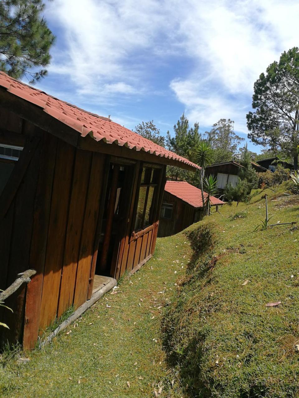 Cabanas Don Camilo Albergue De Montana Cabecera de Canas Exterior foto